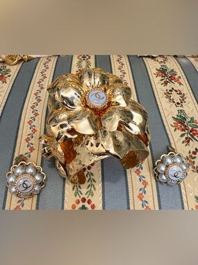 Gold Floral Cuff Bracelet with Pearl-Trimmed CC Clip Earrings